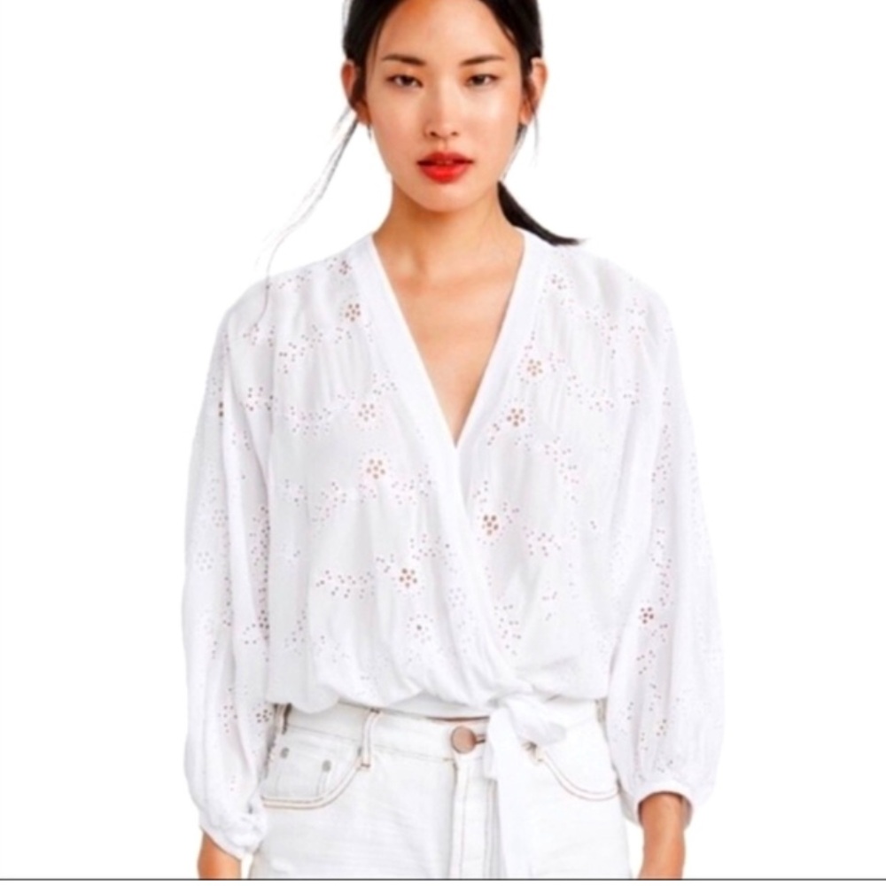 Young Fabulous & Broke white Lacey Eyelet Wrap summer Top size Large